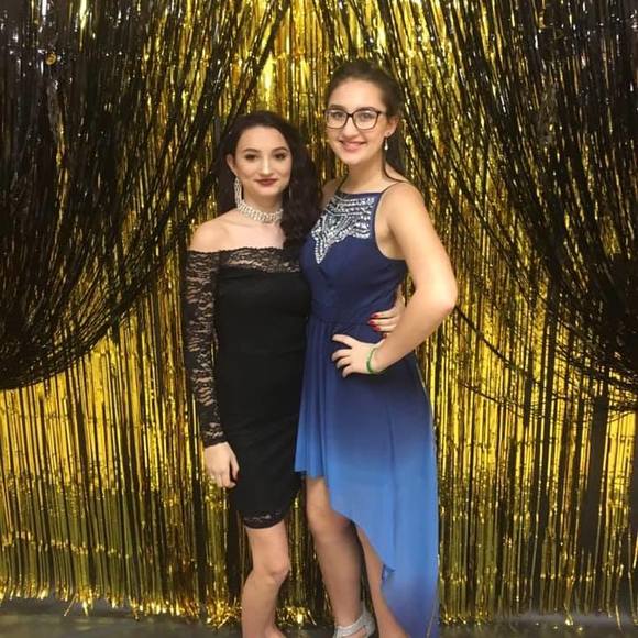 Meet your Posher, Rebecca - Picture 1 of 1